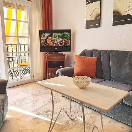 Lägenhet Centrico Apartamento Con Vistas Al Mar Y Terraza A 20m Playa Fuengirola